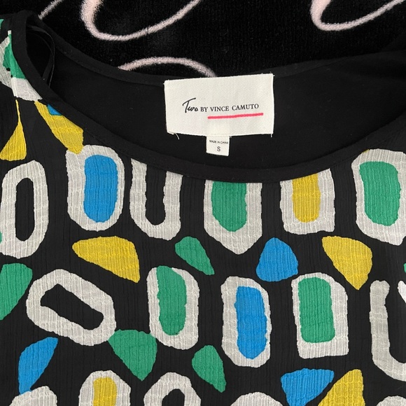 Two by Vince Camuto Color Black with multicolored print squares Women’s - Picture 8 of 9